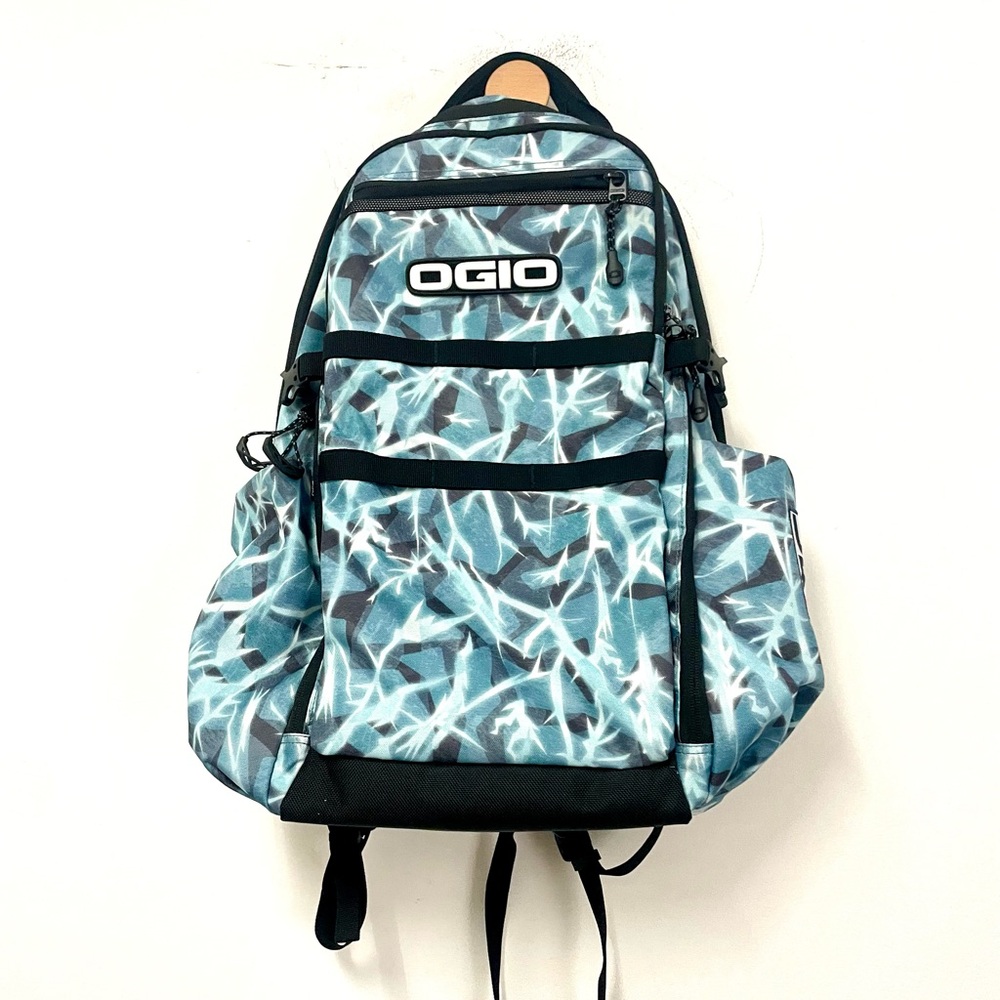 OGIO ALPHA Convoy 630 Backpack EUC